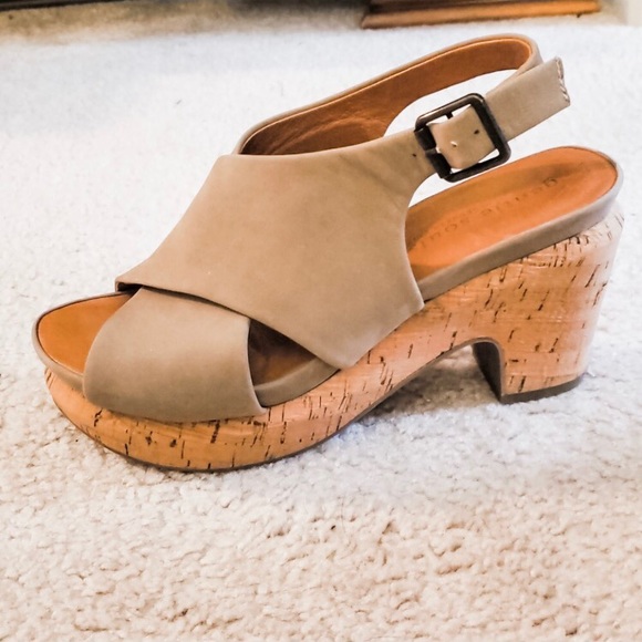 Gentle Souls Platform Heels - Picture 2 of 5